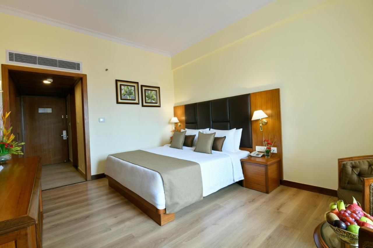 Peerless Hotel Calcuta Exterior foto
